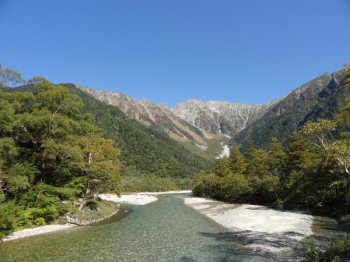 The Hotaka Range with a Backdrop of Cloudless Sky