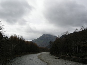 Looking at Mt. Yakedake